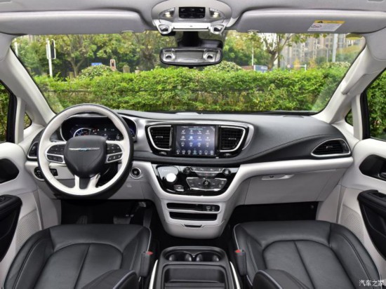 克萊斯勒(進(jìn)口) 大捷龍PHEV(進(jìn)口) 2019款 3.6L 插電混動(dòng)版